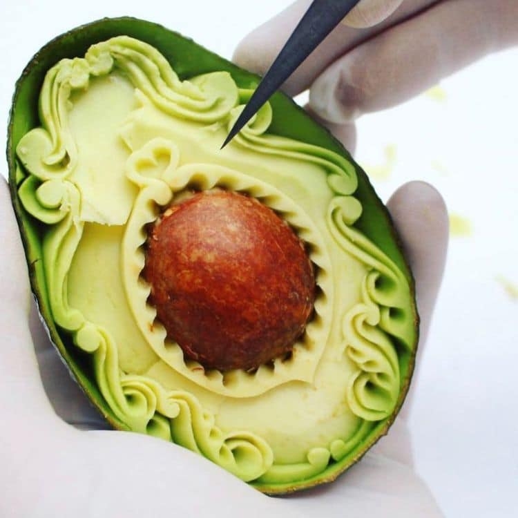 Award-Winning Artist Turns Avocados Into Intricately Carved Masterpieces